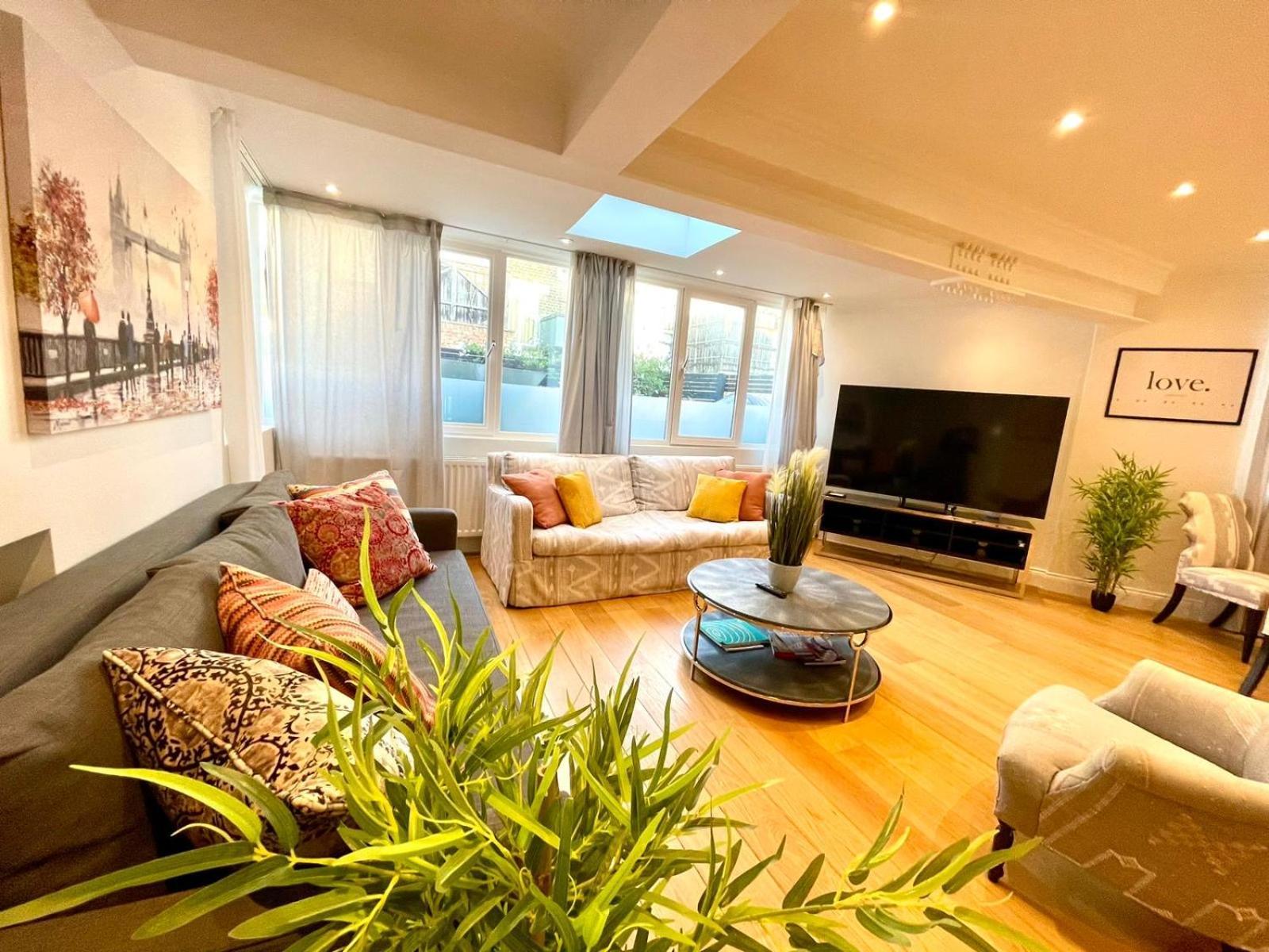 Private 2 Bedrooms Flat In Knightsbridge *