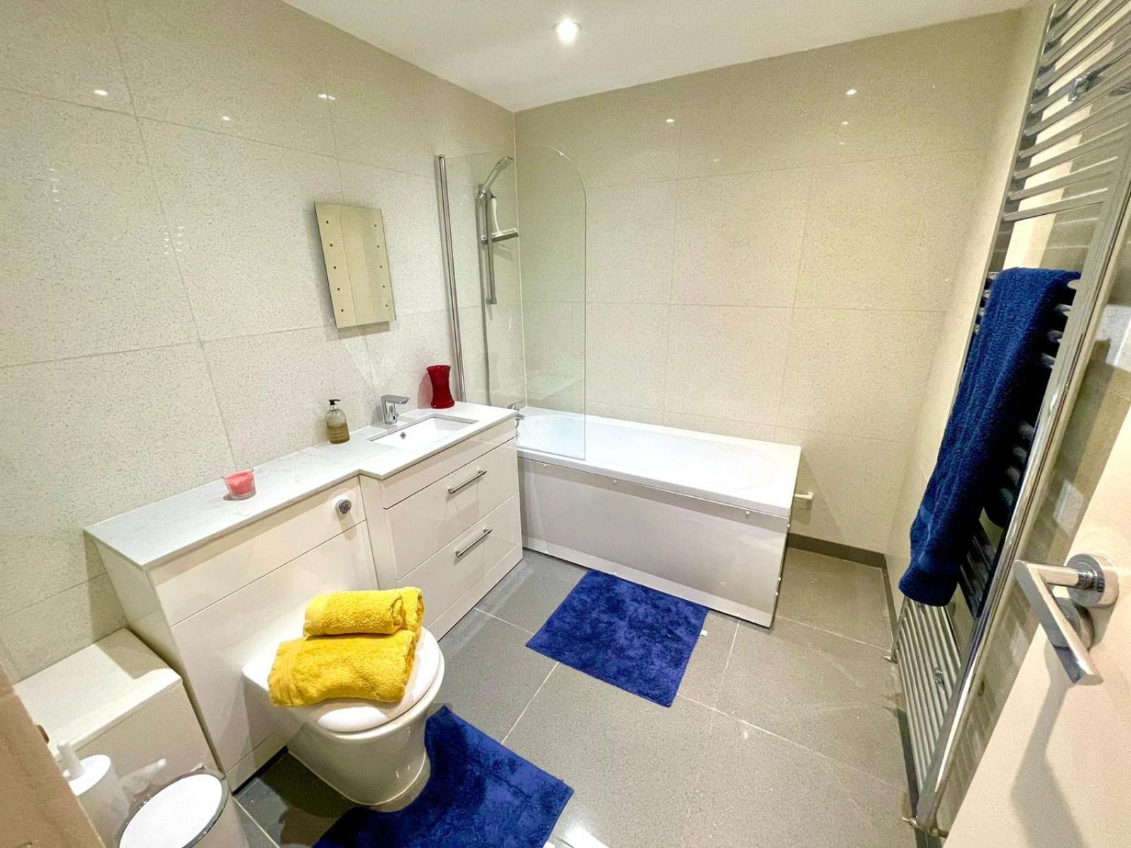 Private 2 Bedrooms Flat In Knightsbridge *